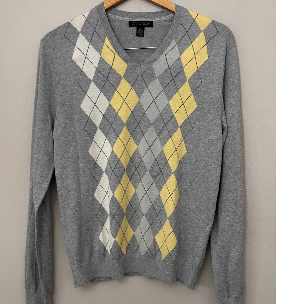 Banana Republic Sweater Mens S Gray Yellow Argyle Silk Cashmere Blend V-Neck